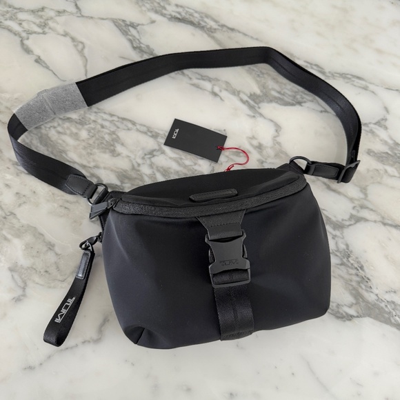 Tumi DUNLAP Nylon Blend 12.0” Crossbody Sling black